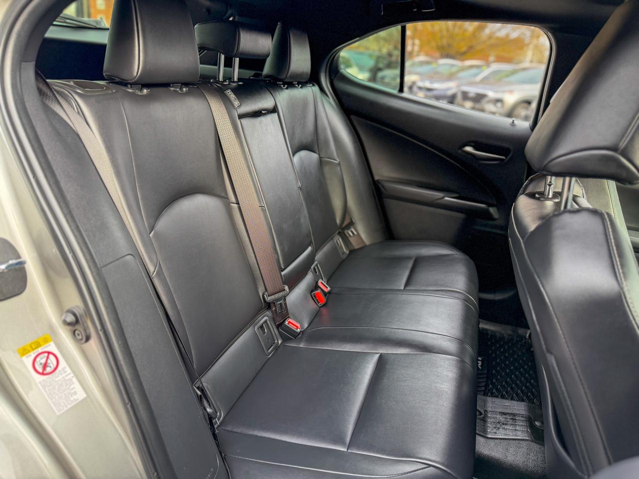 2019 Lexus UX UX 250H/HYBRID-LUXURY/NAVI/HUD/BSM/ACC/LDA/ROOF Photo