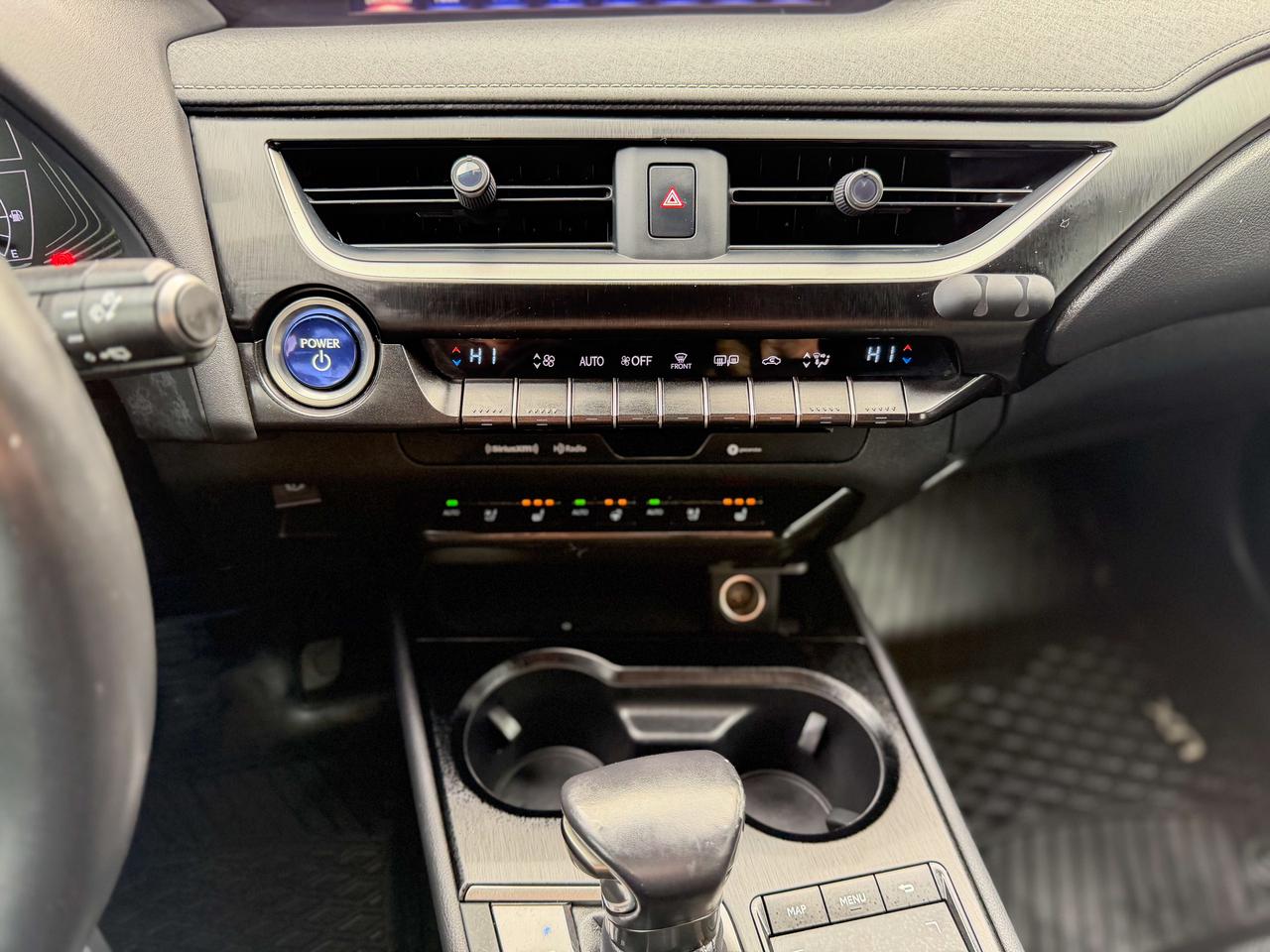 2019 Lexus UX UX 250H/HYBRID-LUXURY/NAVI/HUD/BSM/ACC/LDA/ROOF Photo