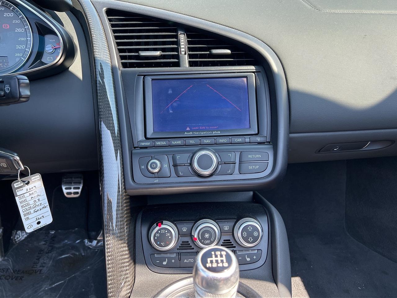 2011 Audi R8 2dr Conv Manual quattro Spyder 4.2L Photo