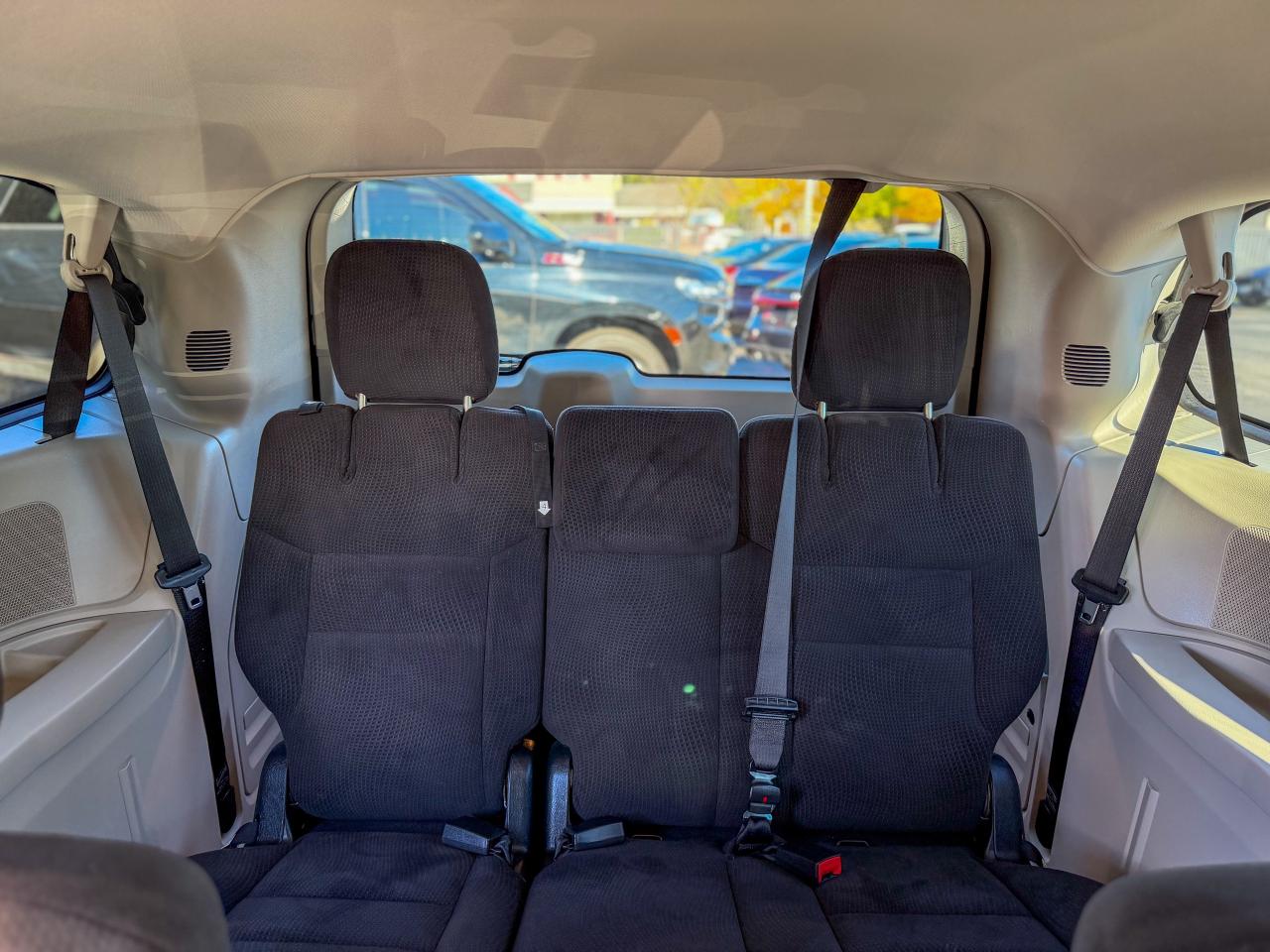 2014 Dodge Grand Caravan SXT/LOW KM/ECON/ONE OWNER/FULL SERVICE RECORDS Photo