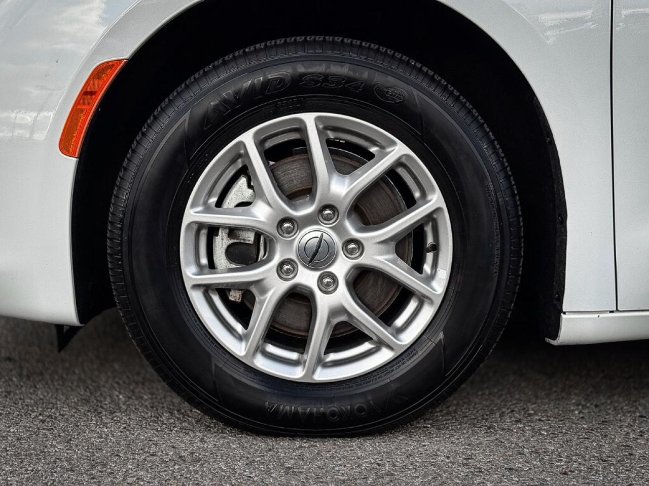 2024 Chrysler Grand Caravan SXT   PWR DOORS   HEATED SEATS   REMOTE START   CA Photo