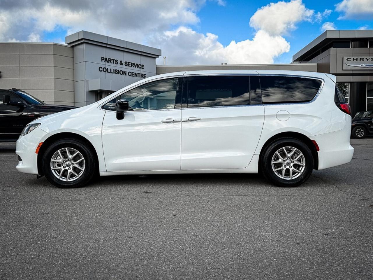 2024 Chrysler Grand Caravan SXT   PWR DOORS   HEATED SEATS   REMOTE START   CA Photo