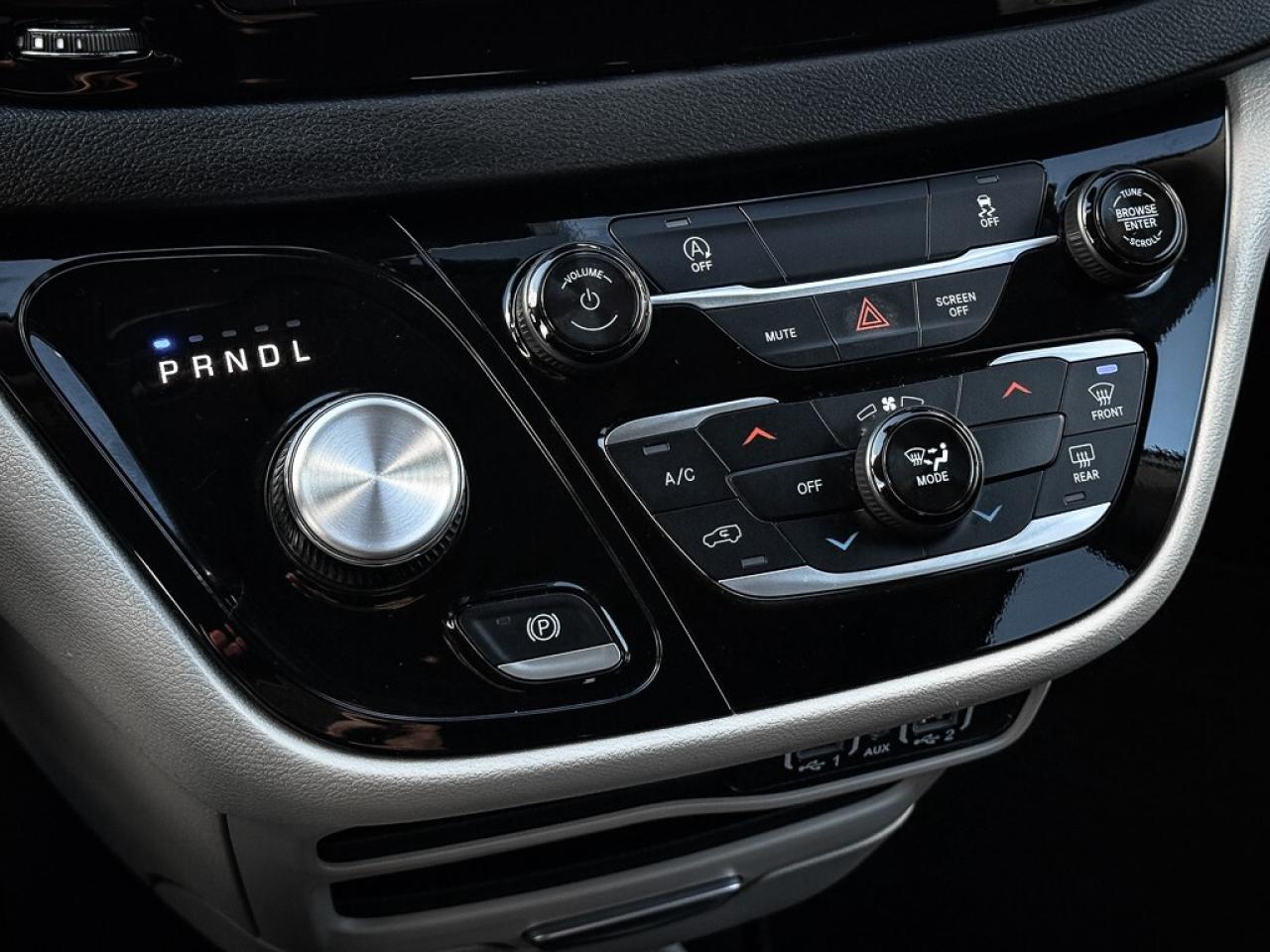 2024 Chrysler Grand Caravan SXT   PWR DOORS   HEATED SEATS   REMOTE START   CA Photo