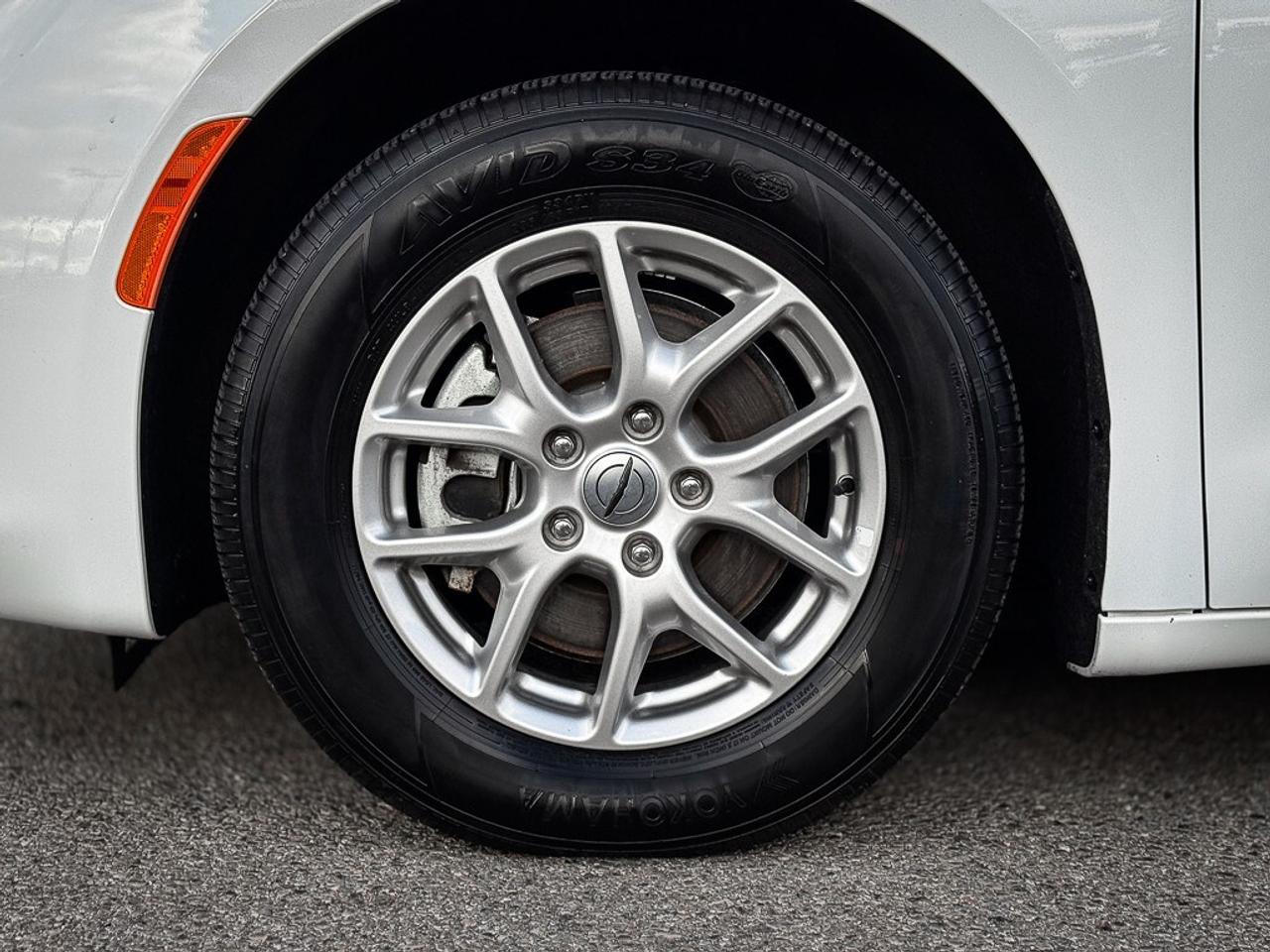 2024 Chrysler Grand Caravan SXT   PWR DOORS   HEATED SEATS   REMOTE START   CA Photo