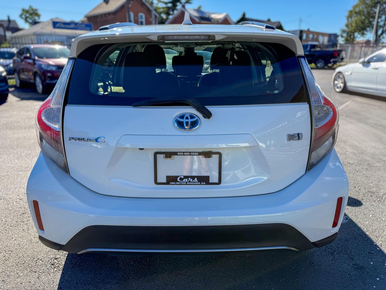 2018 Toyota Prius c HYBRID/CAMERA/ADAPTIVE CRUISE CONTROL/LANE ASSIST Photo