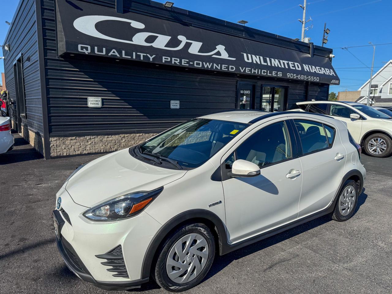 2018 Toyota Prius c HYBRID/CAMERA/ADAPTIVE CRUISE CONTROL/LANE ASSIST Photo