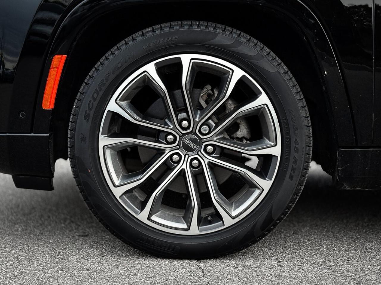 2023 Jeep Grand Wagoneer L Series III   SERIES 3   PANO ROOF   PASS DISPLAY Photo