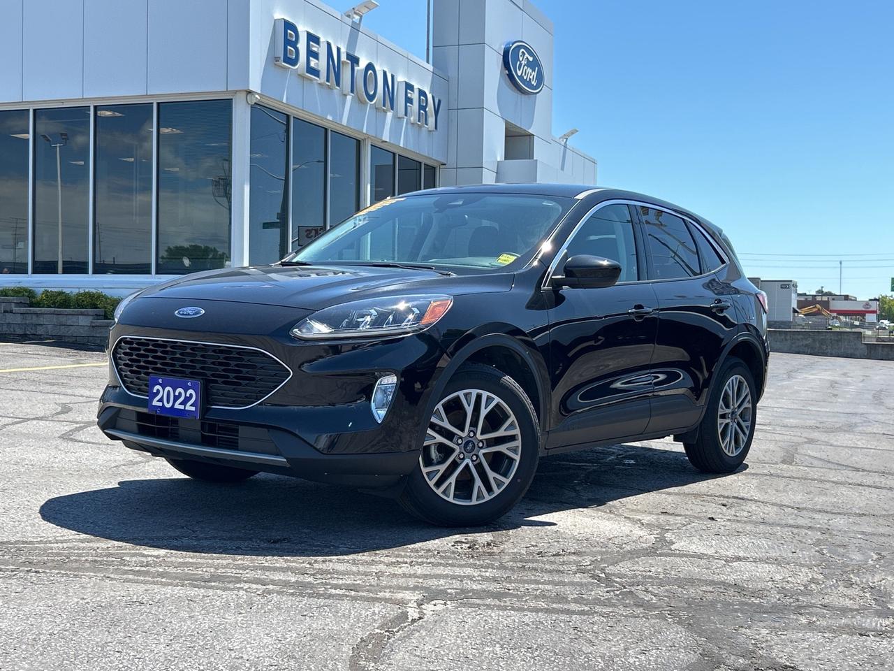 2022 Ford Escape SEL 1.5L AWD ADAPTIVE CRUISE ACTIVEX SEATING NAV Photo