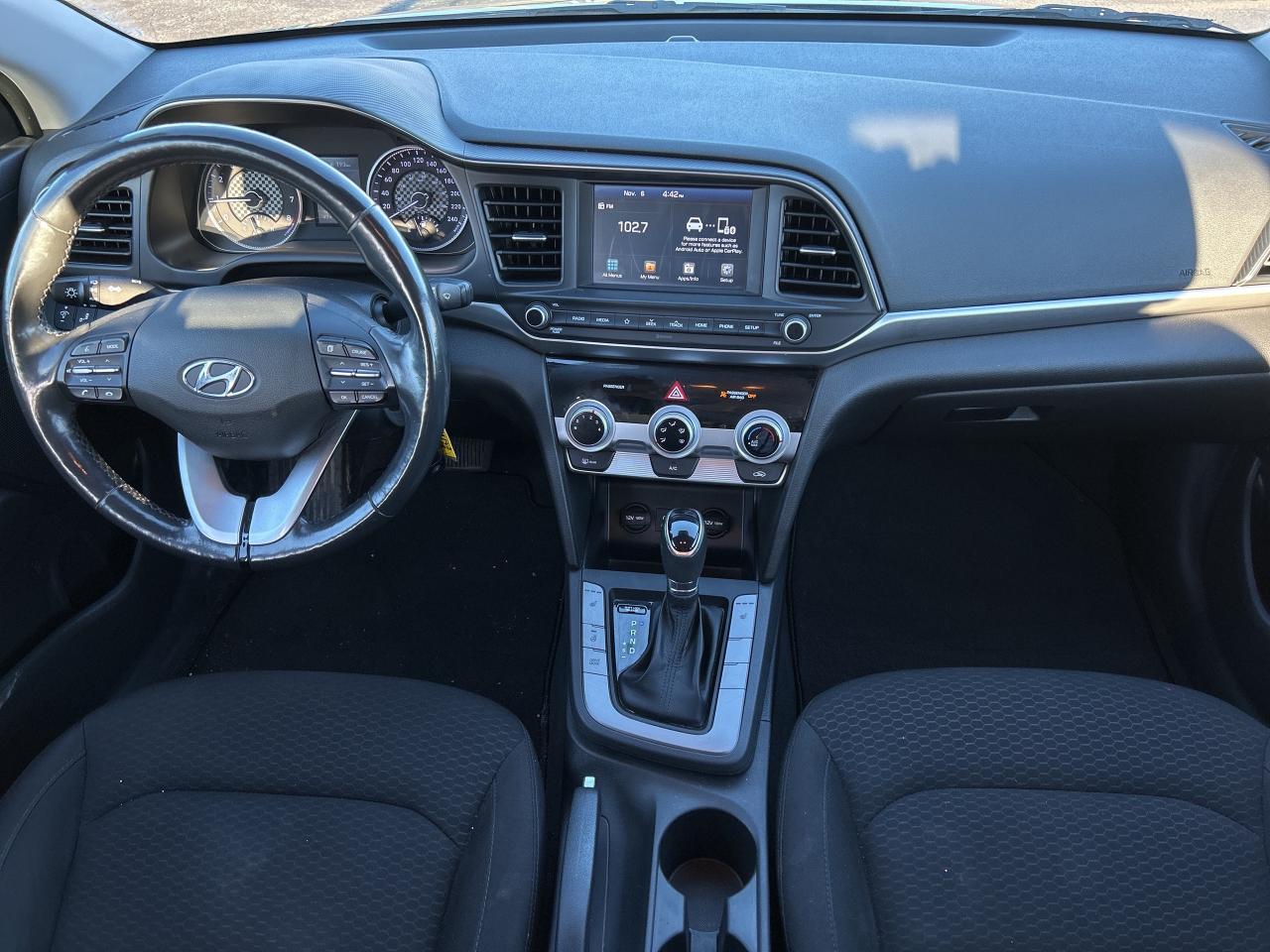 2020 Hyundai Elantra PREFFERED 2.0L HEATED SEAT/WHL CROSSTRAFFIC ALERT Photo