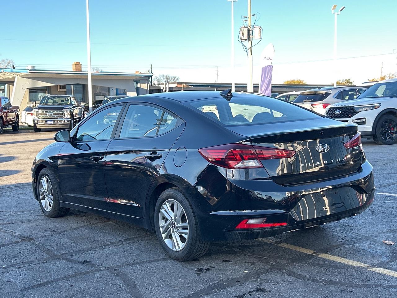 2020 Hyundai Elantra PREFFERED 2.0L HEATED SEAT/WHL CROSSTRAFFIC ALERT Photo2
