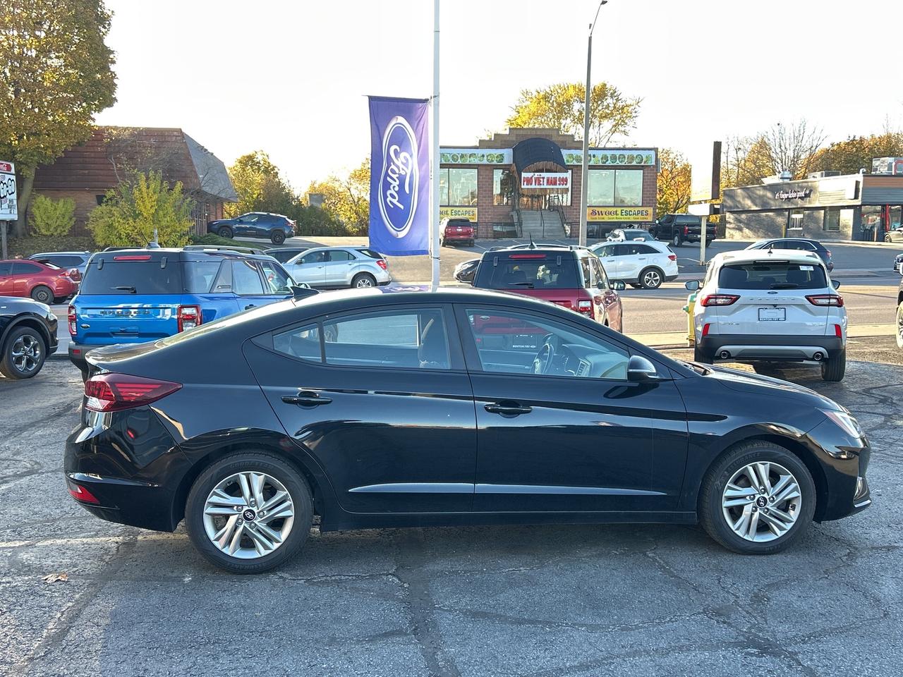 2020 Hyundai Elantra PREFFERED 2.0L HEATED SEAT/WHL CROSSTRAFFIC ALERT Photo