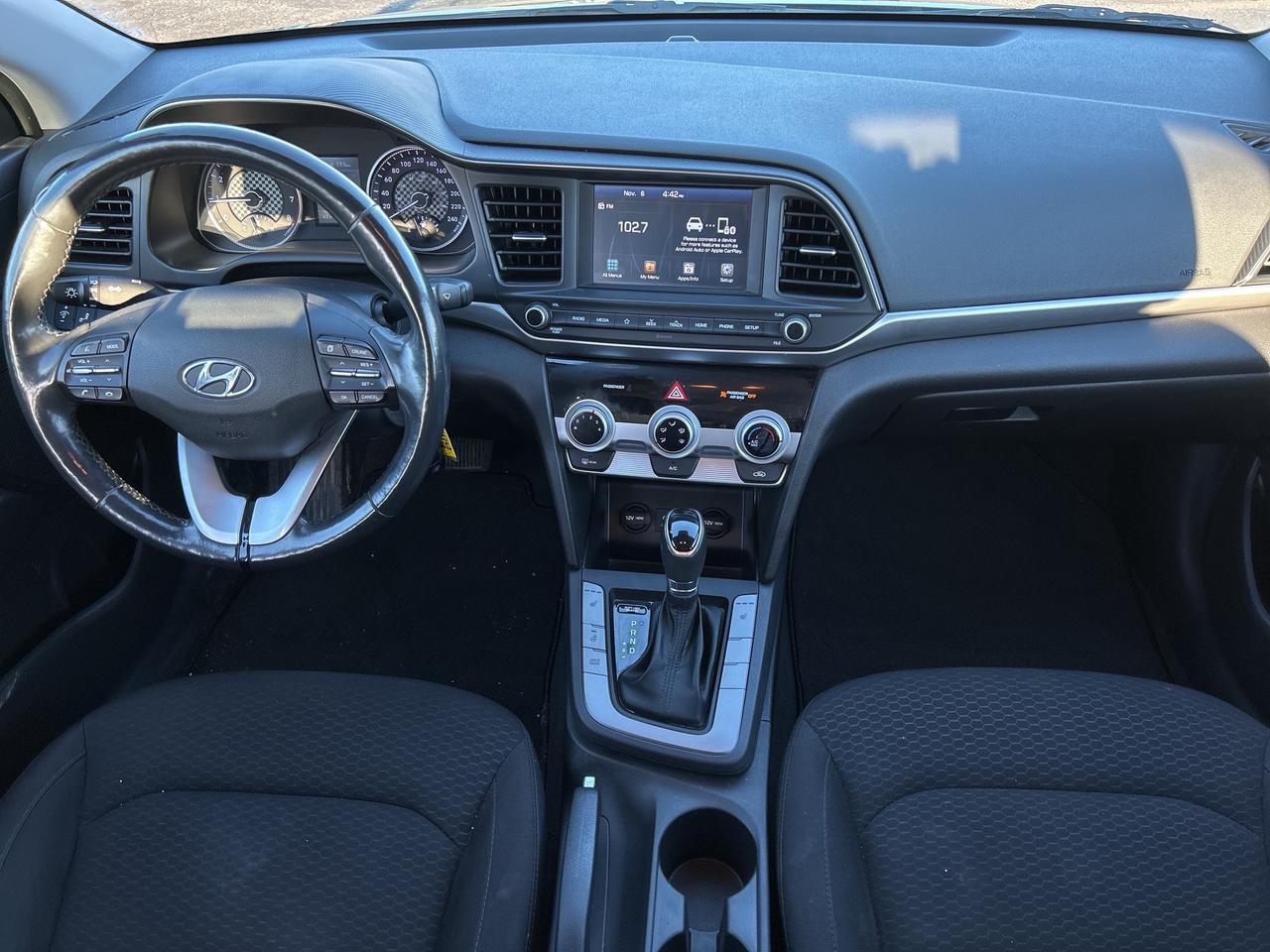 2020 Hyundai Elantra PREFFERED 2.0L HEATED SEAT/WHL CROSSTRAFFIC ALERT Photo