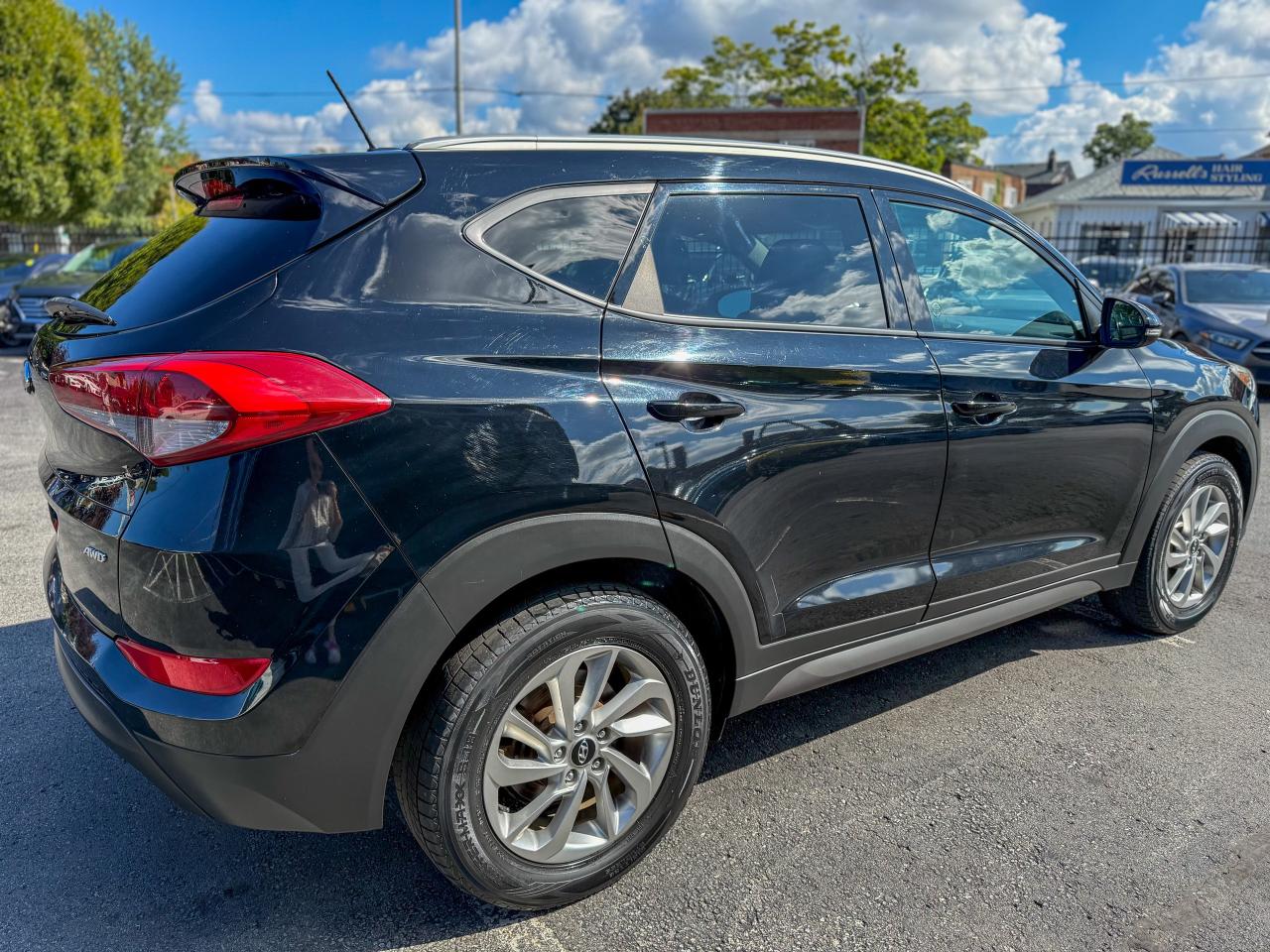 2016 Hyundai Tucson Premium/AWD/LOW KM/2L /BSM/CAMERA/FULL SERVICE... Photo