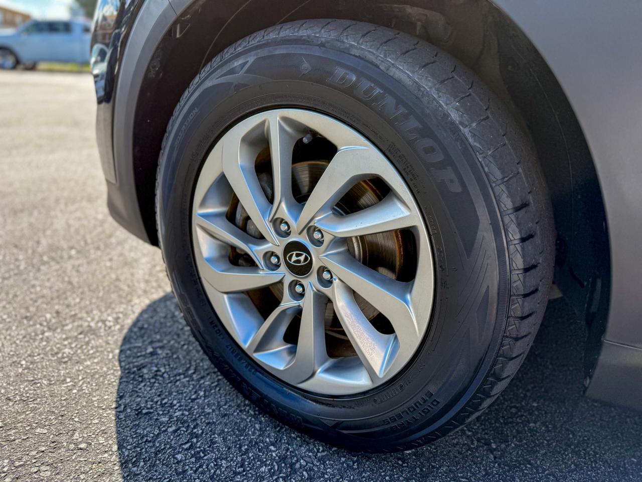 2016 Hyundai Tucson Premium/AWD/LOW KM/2L /BSM/CAMERA/FULL SERVICE... Photo