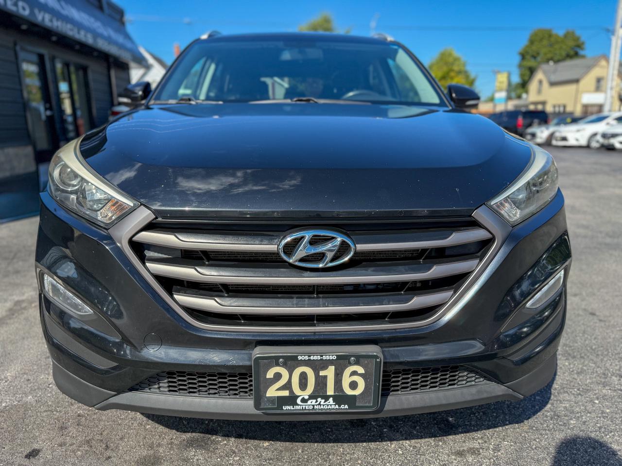 2016 Hyundai Tucson Premium/AWD/LOW KM/2L /BSM/CAMERA/FULL SERVICE... Photo