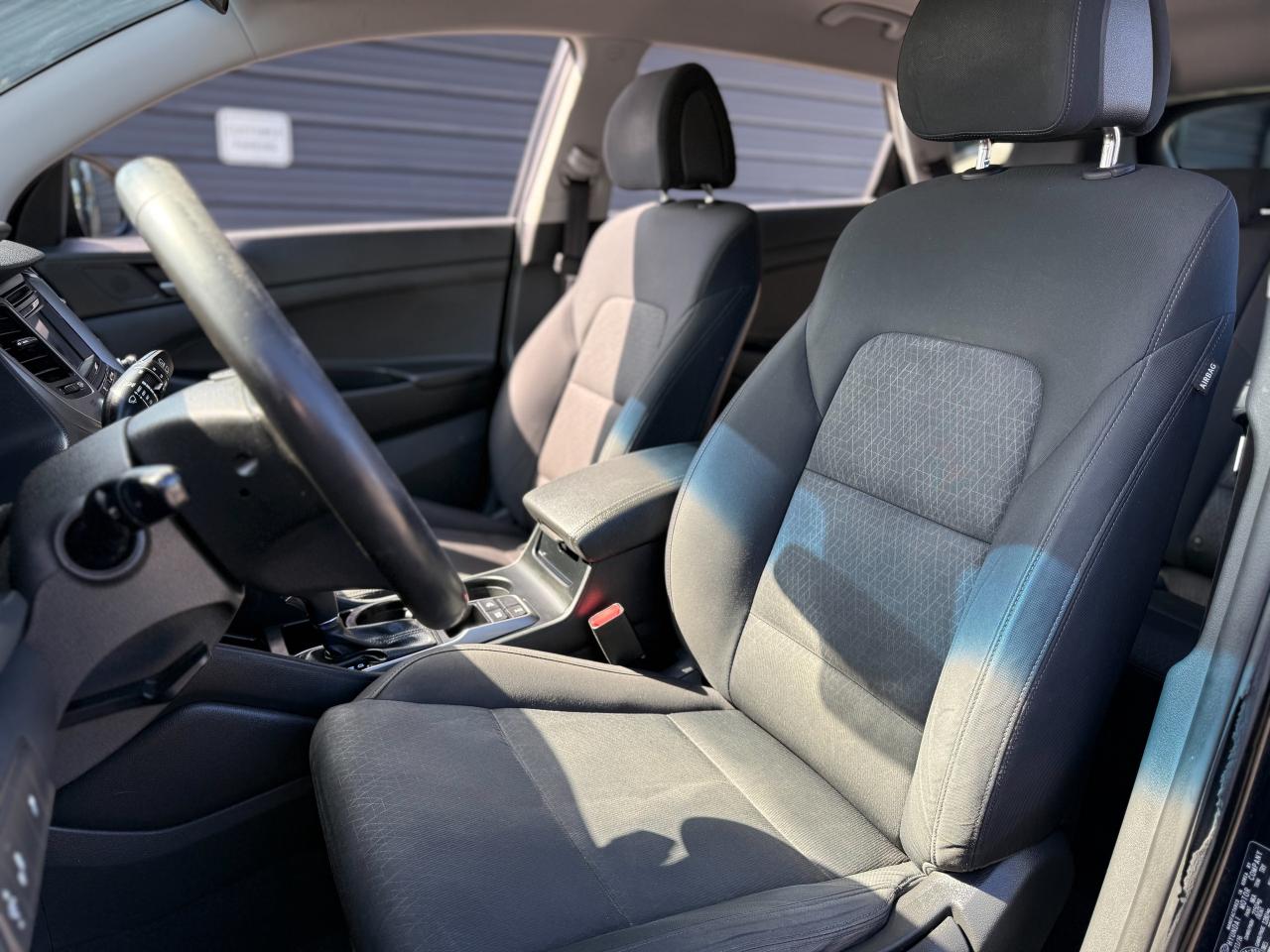 2016 Hyundai Tucson Premium/AWD/LOW KM/2L /BSM/CAMERA/FULL SERVICE... Photo