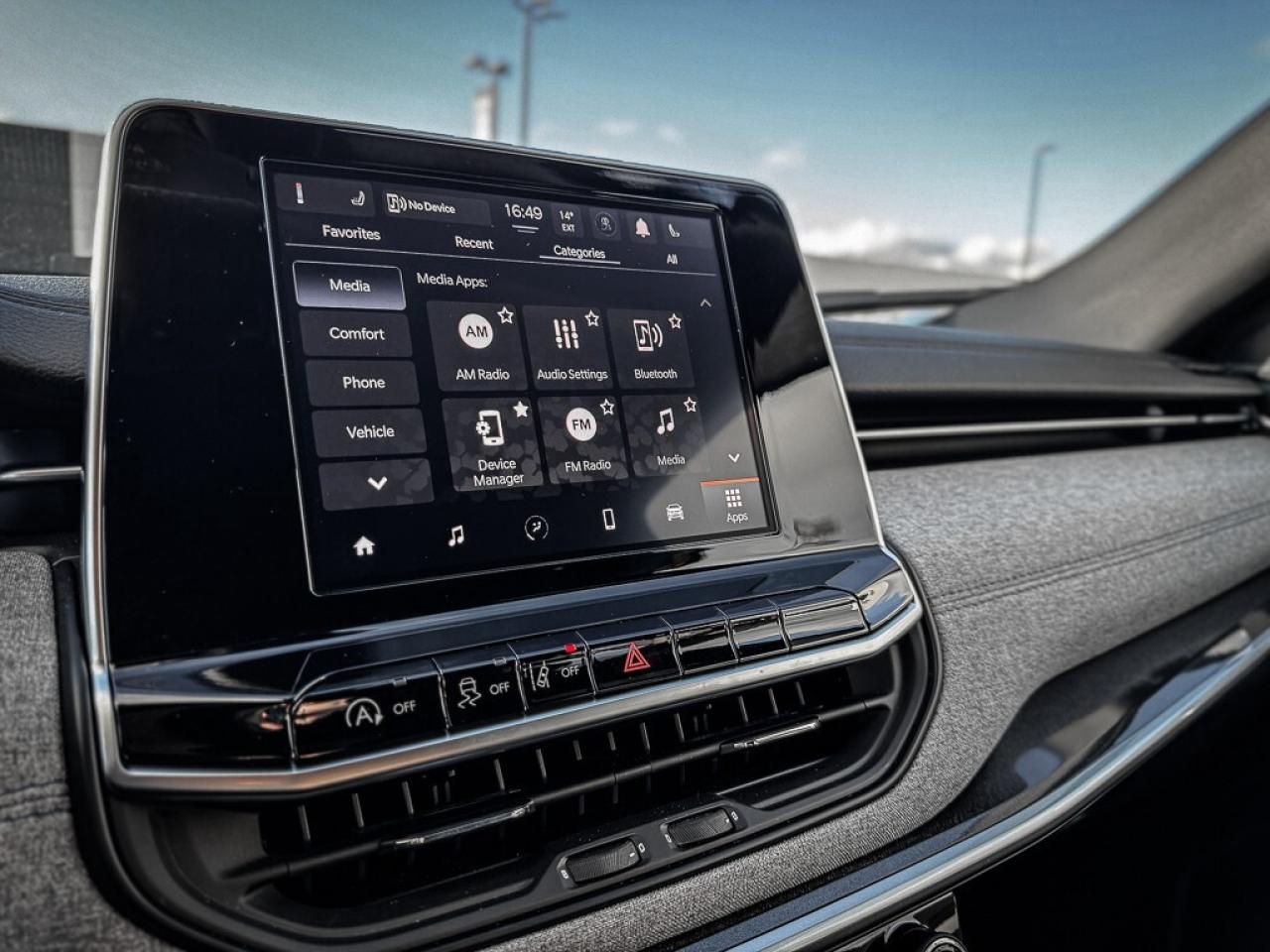 2025 Jeep Compass Sport   HEATED SEATS   LANE KEEP   TRACTION CTRL Photo