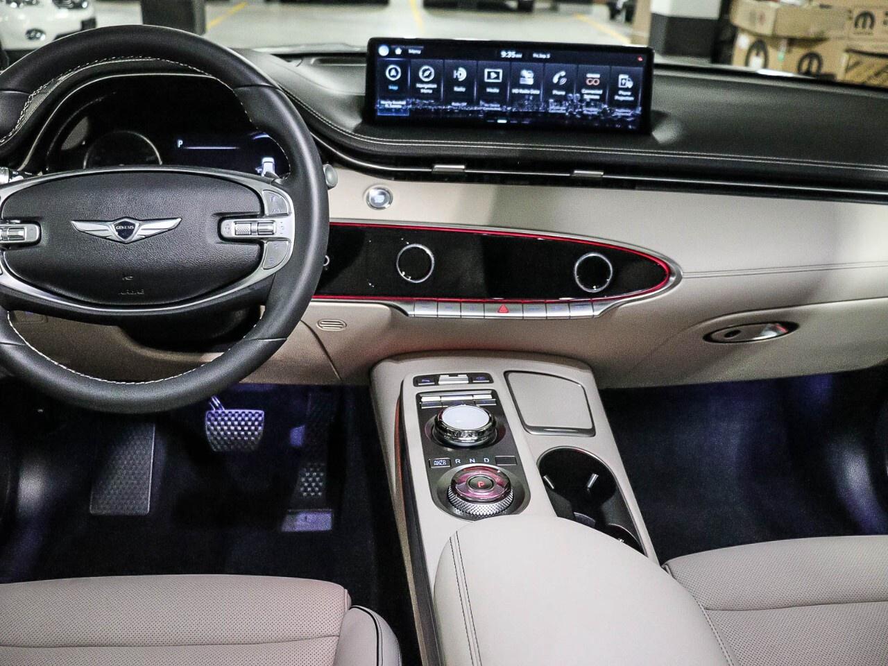 2025 Genesis GV70 2.5T ADVANCED PLU Photo