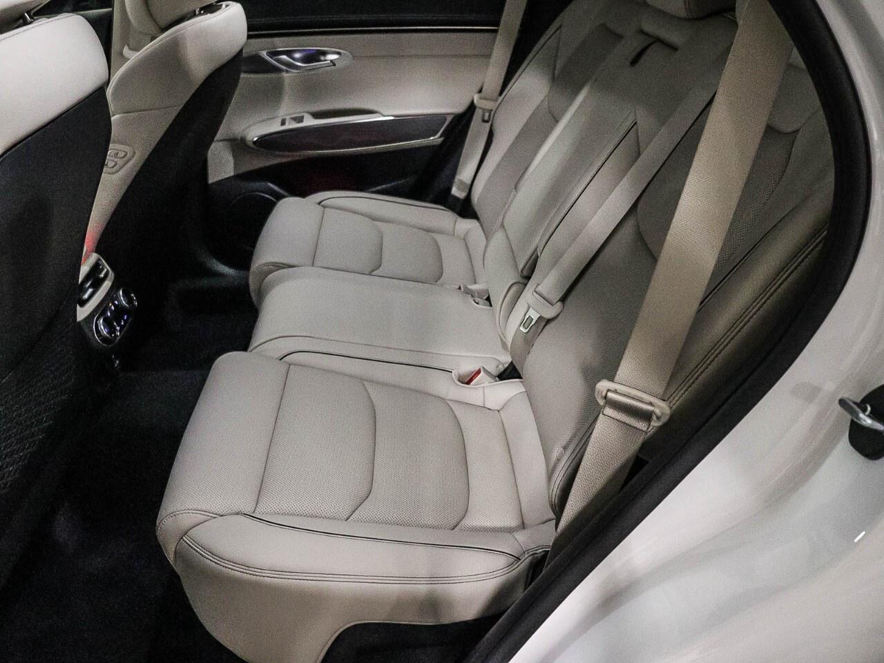 2025 Genesis GV70 2.5T ADVANCED PLU Photo