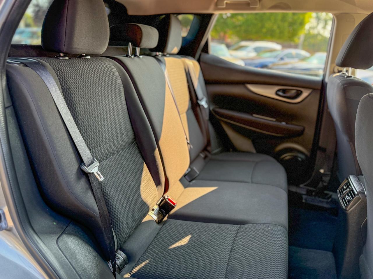 2017 Nissan Qashqai S/AWD/LOW KM/CAMERA/1 OWNER/FULL SERVICE RECORDS Photo