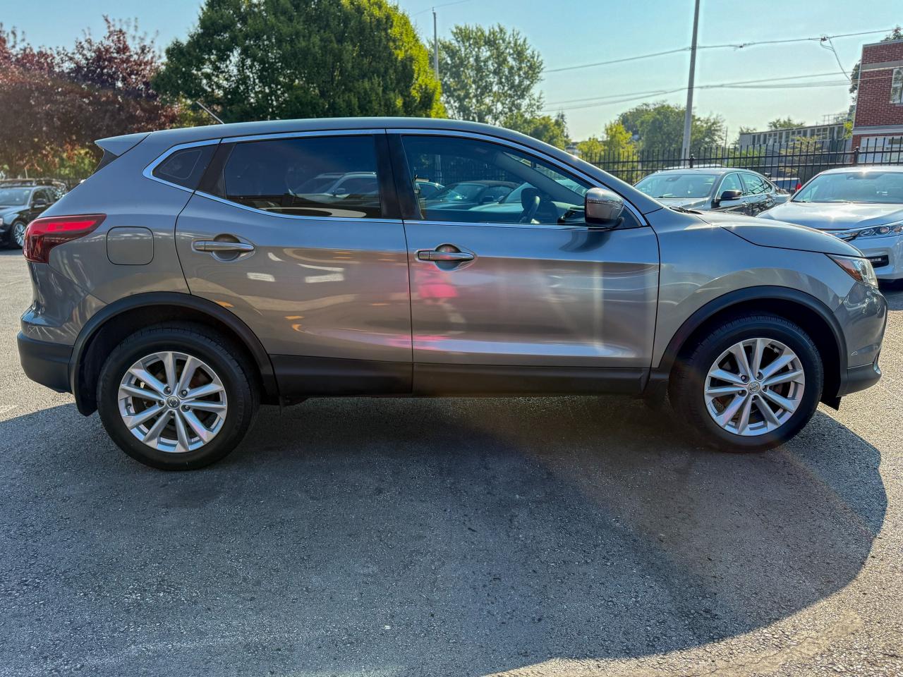 2017 Nissan Qashqai S/AWD/LOW KM/CAMERA/1 OWNER/FULL SERVICE RECORDS Photo