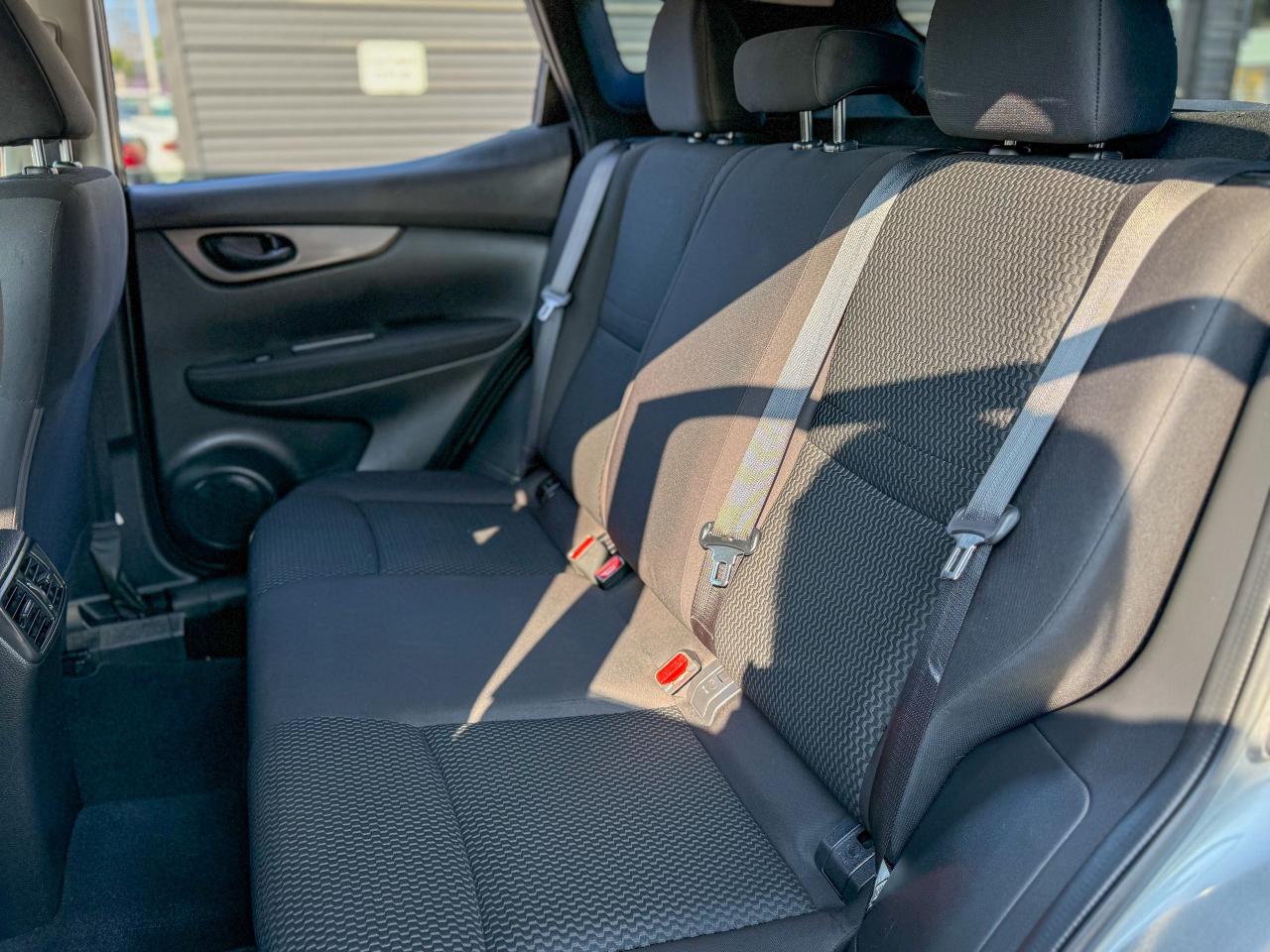 2017 Nissan Qashqai S/AWD/LOW KM/CAMERA/1 OWNER/FULL SERVICE RECORDS Photo