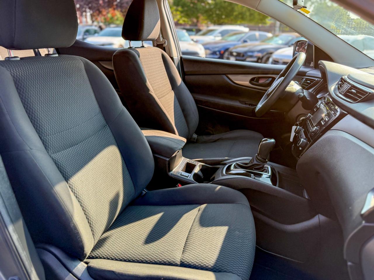 2017 Nissan Qashqai S/AWD/LOW KM/CAMERA/1 OWNER/FULL SERVICE RECORDS Photo