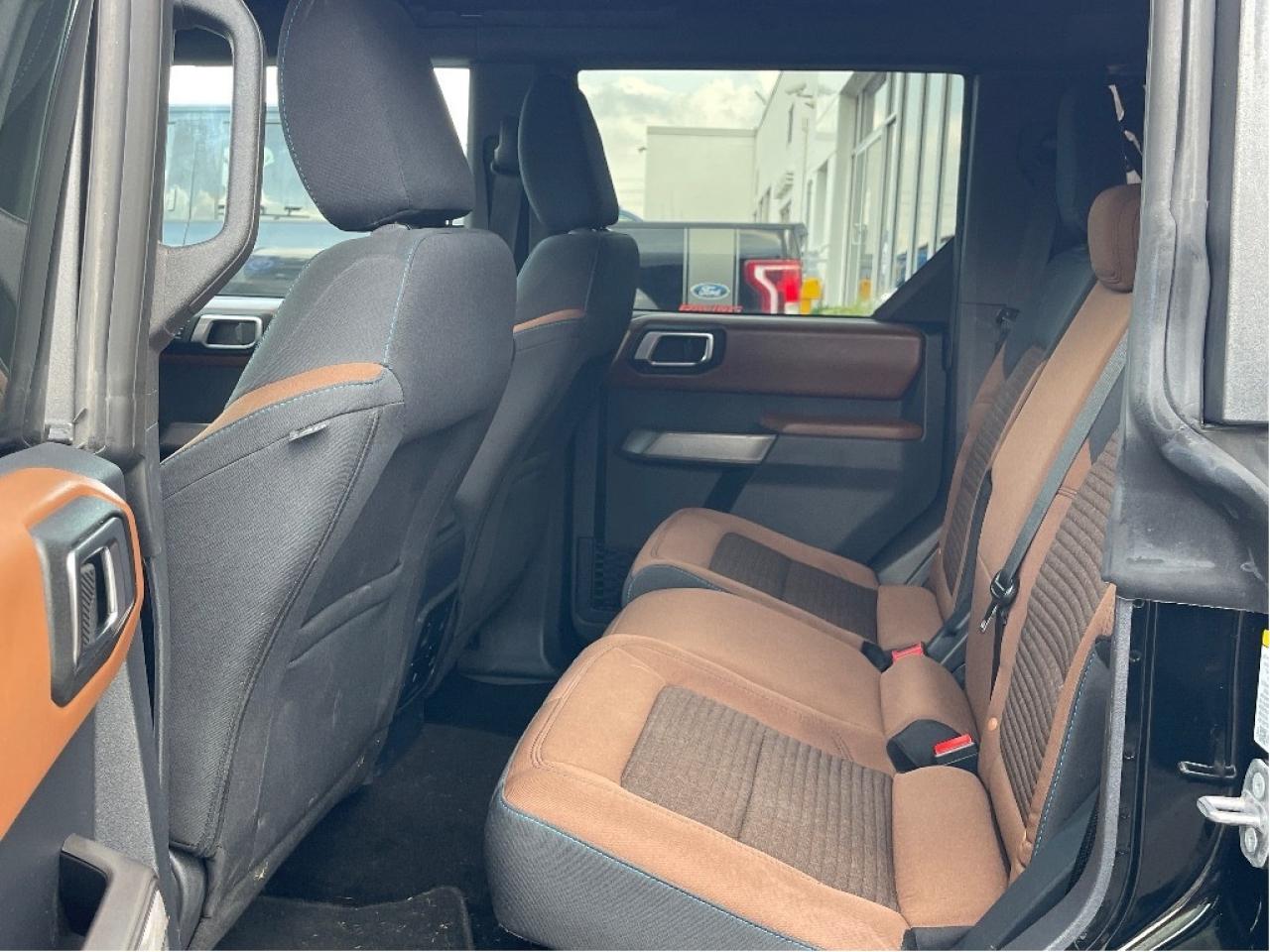 2022 Ford Bronco OUTERBANKS 4X4 2.3L 4DR HIGH PKG SOFT TOP 360 CAM Photo