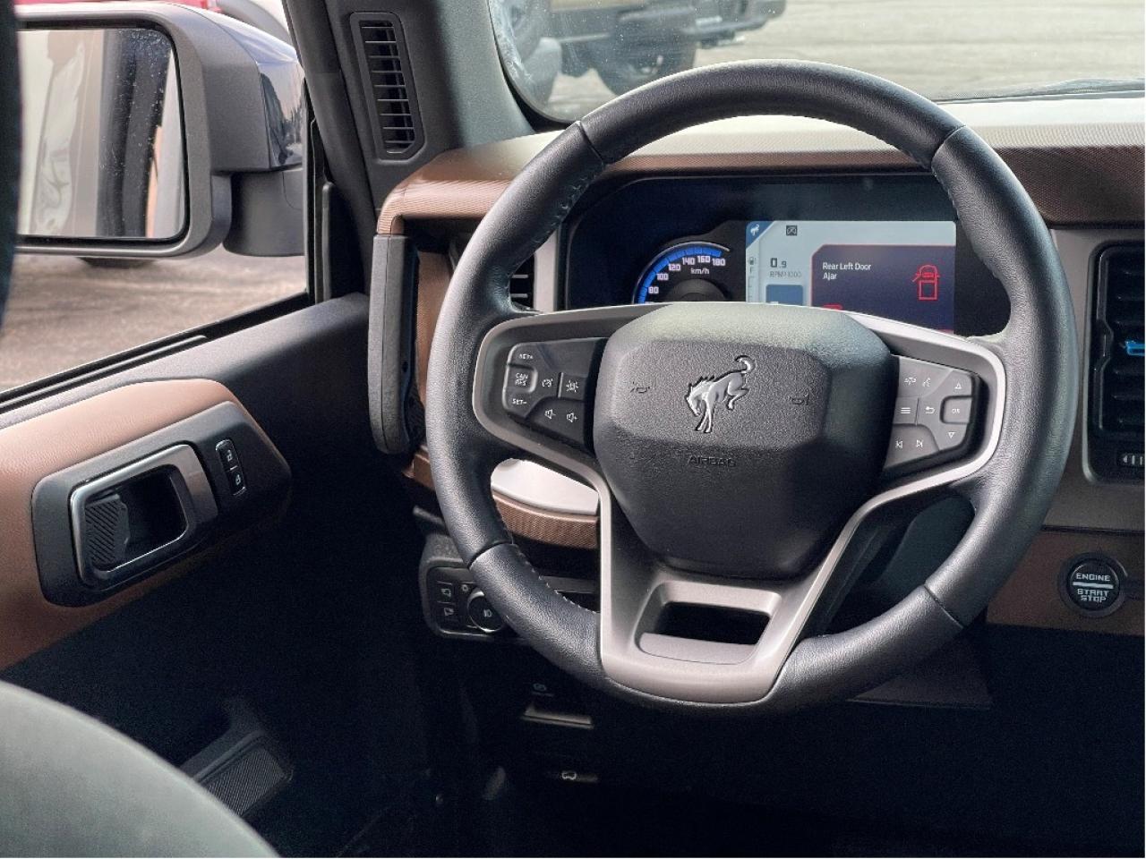 2022 Ford Bronco OUTERBANKS 4X4 2.3L 4DR HIGH PKG SOFT TOP 360 CAM Photo