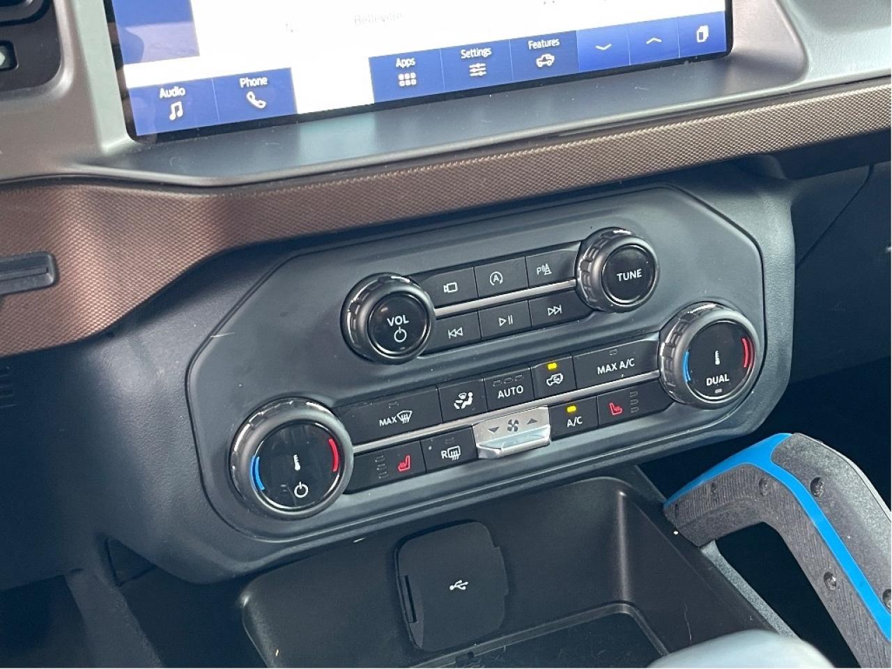 2022 Ford Bronco OUTERBANKS 4X4 2.3L 4DR HIGH PKG SOFT TOP 360 CAM Photo