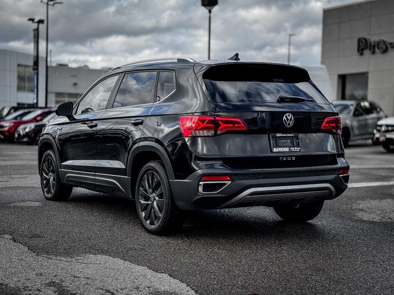 2024 Volkswagen Taos Comfortline   PANO ROOF   HEATED SEATS   CARPLAY Photo