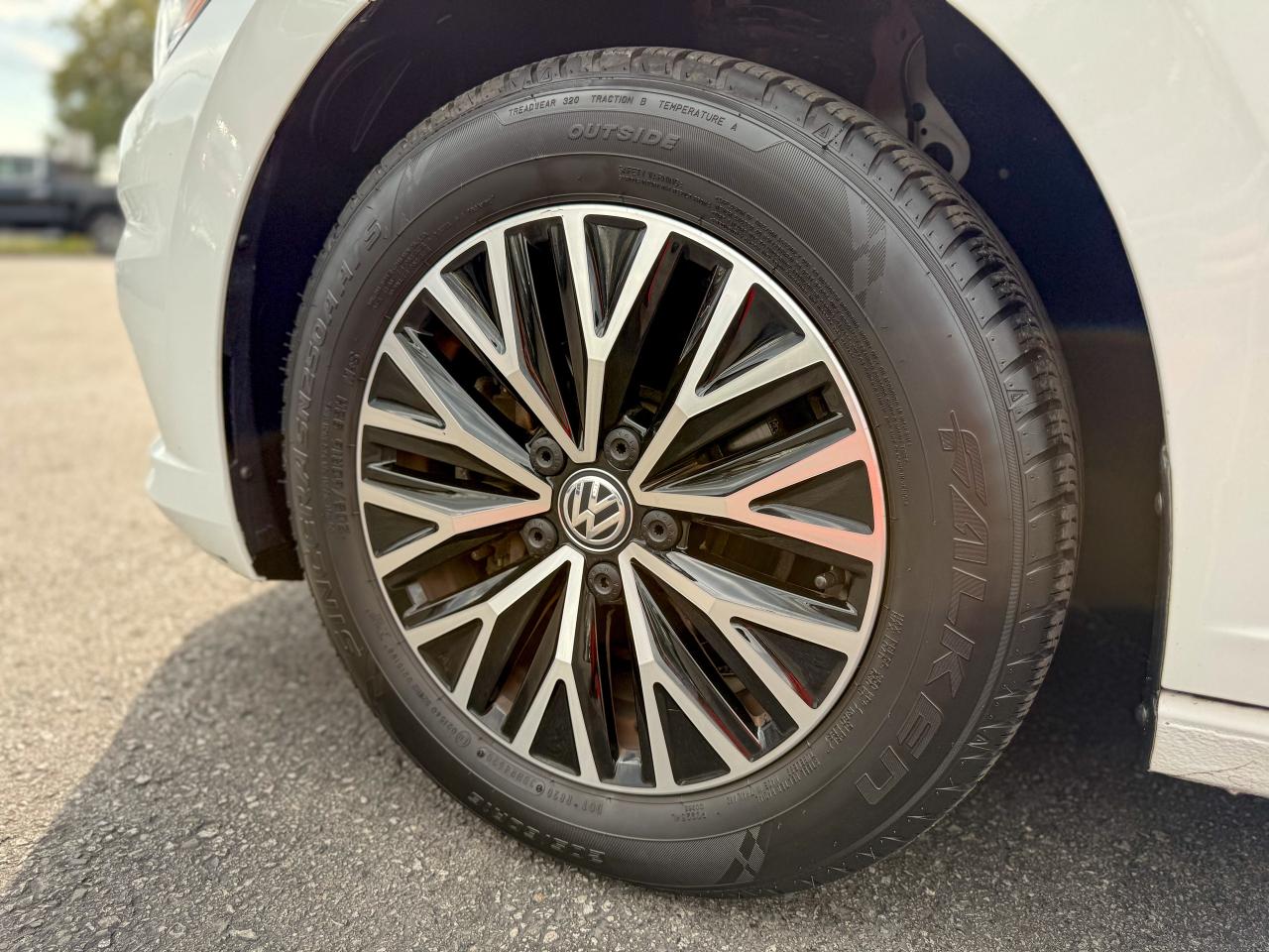 2021 Volkswagen Jetta Comfortline/1 OWNER/LOW KM/NO ACCIDENTS/CAMERA Photo