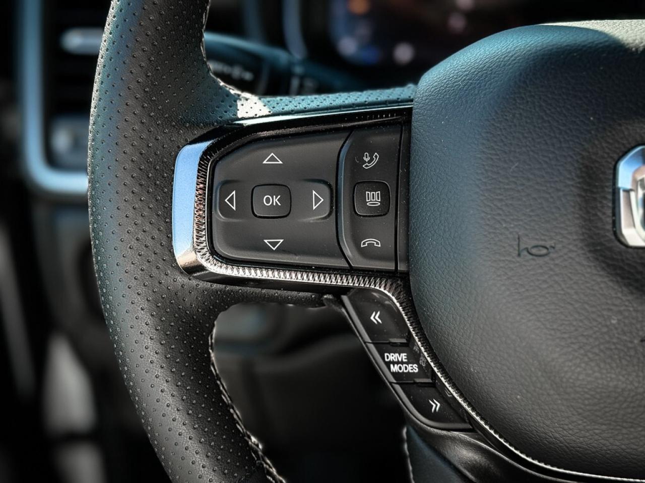 2025 RAM 1500 Sport   CREW   NIGHT EDITION   HUD   14 DISPLAY Photo