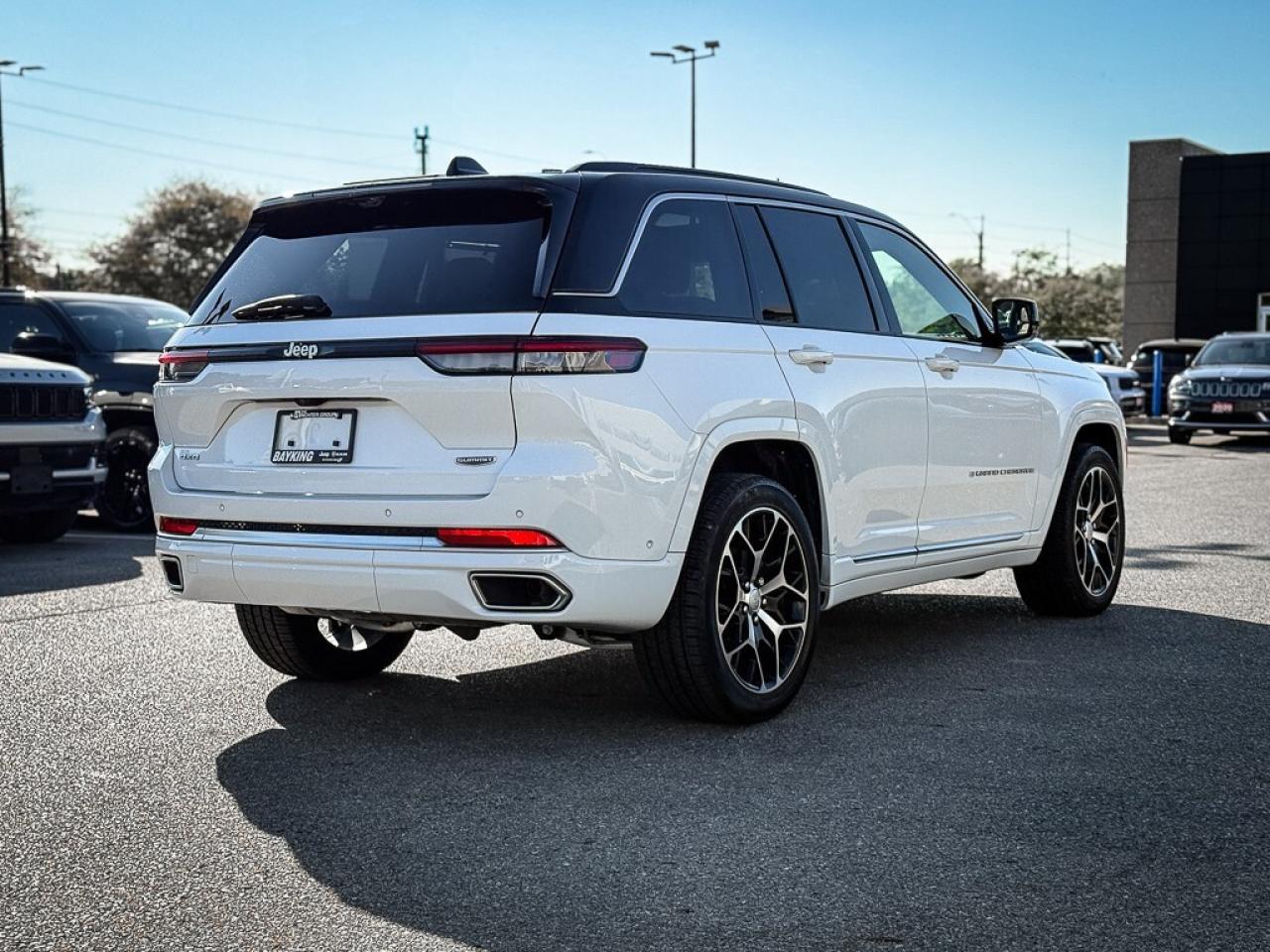 2024 Jeep Grand Cherokee Summit   RESERVE   MCINTOSH AUDIO   PASS DISPLAY Photo