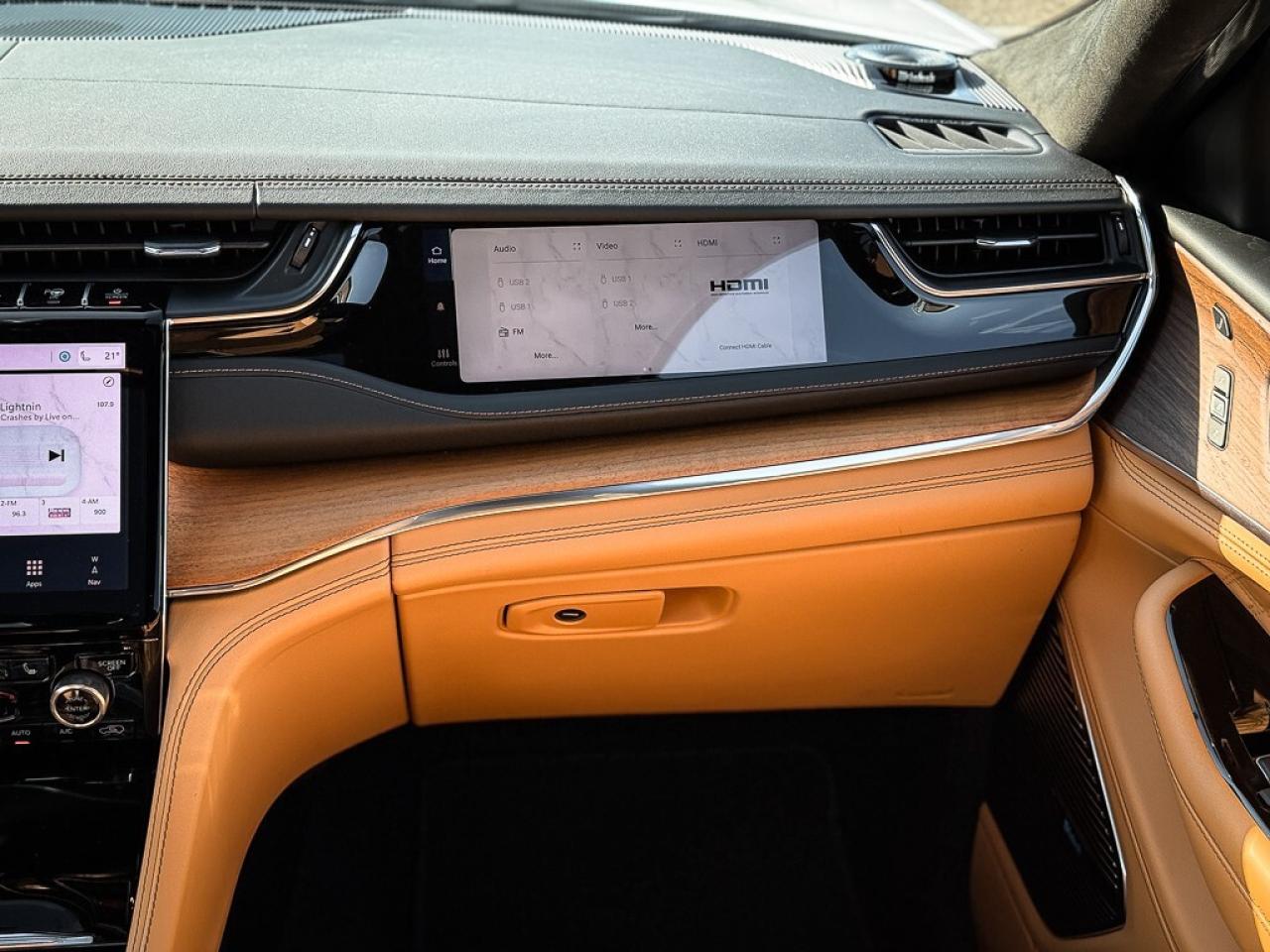 2024 Jeep Grand Cherokee Summit   RESERVE   MCINTOSH AUDIO   PASS DISPLAY Photo