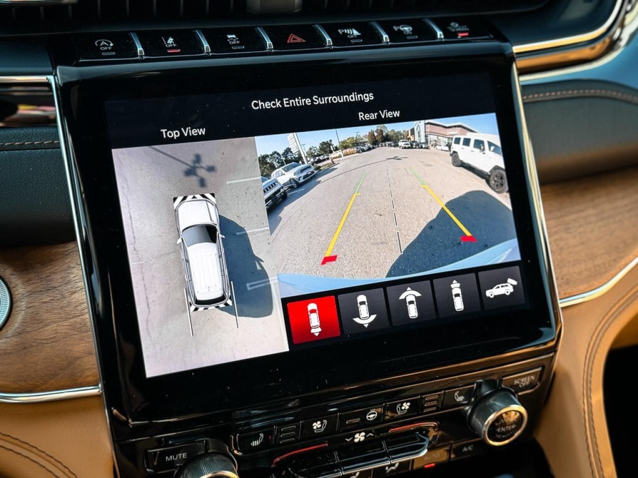 2024 Jeep Grand Cherokee Summit   RESERVE   MCINTOSH AUDIO   PASS DISPLAY Photo