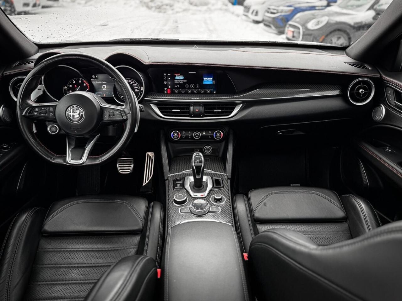 2023 Alfa Romeo Stelvio ti   AWD   PANO ROOF   HARMAN/KARDON AUDIO   REMOT Photo