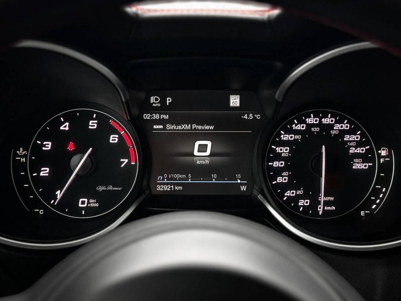 2023 Alfa Romeo Stelvio ti   AWD   PANO ROOF   HARMAN/KARDON AUDIO   REMOT Photo