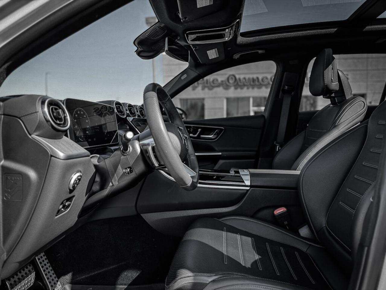 2024 Mercedes-Benz GLC300 HEATED SEATS + WHEEL   CARPLAY   PANO ROOF   BLI Photo