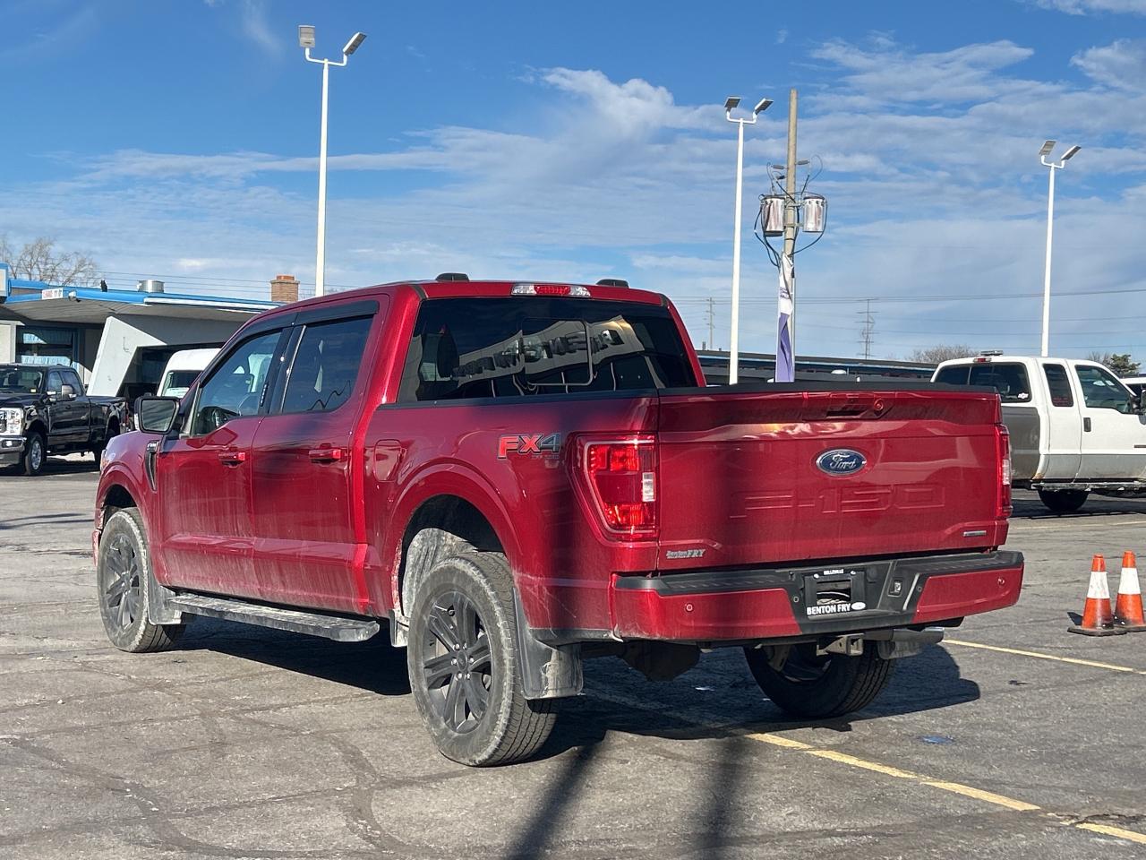 2021 Ford F-150 XLT CREW 3.5L 302A PKG LOW KM PWR HEATED SEATS FX4 Photo