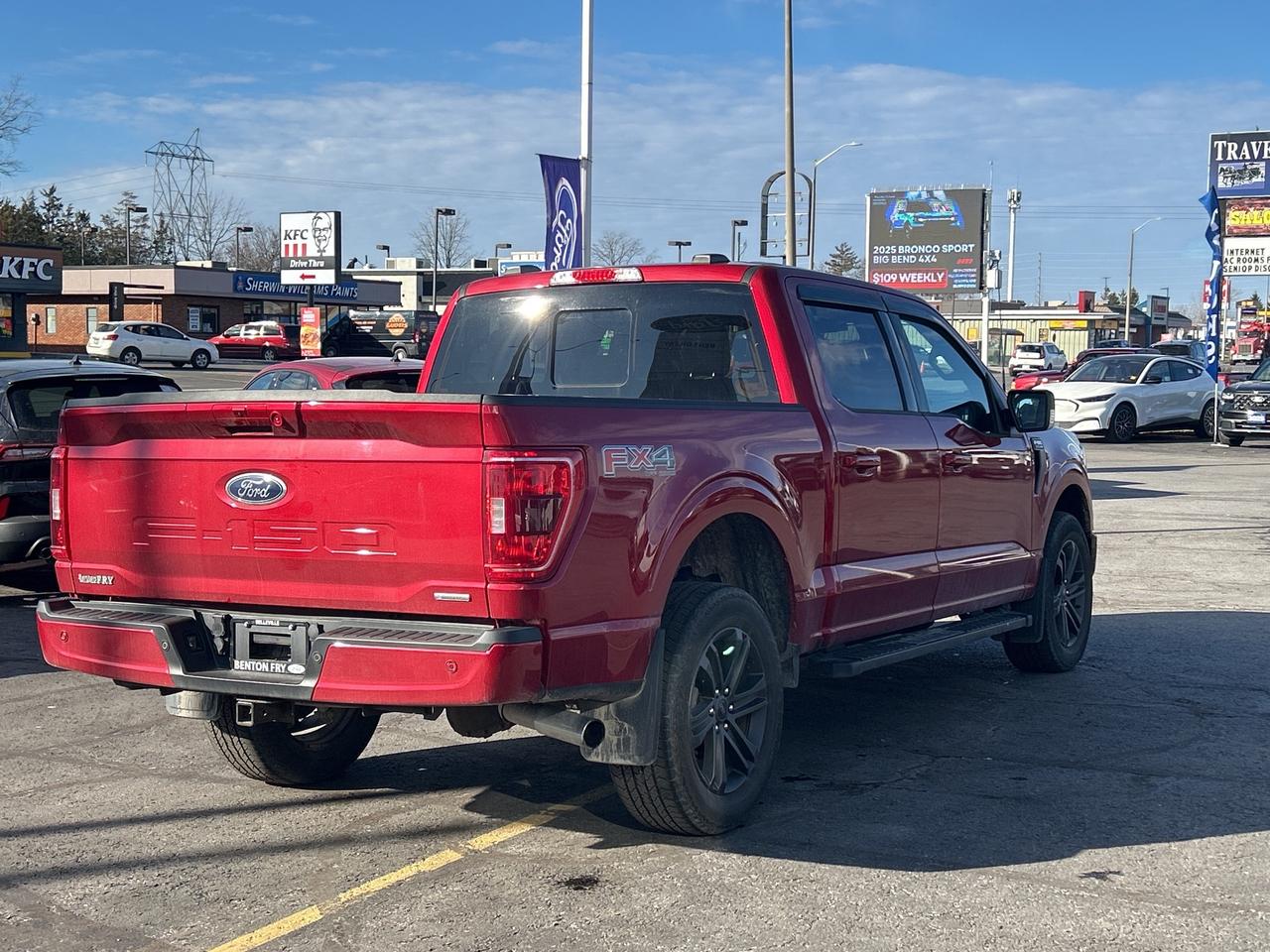 2021 Ford F-150 XLT CREW 3.5L 302A PKG LOW KM PWR HEATED SEATS FX4 Photo4