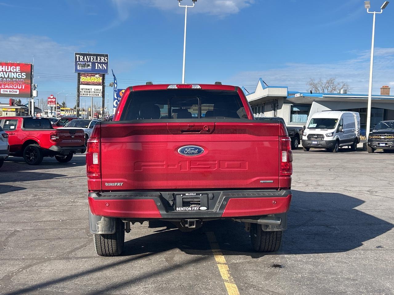 2021 Ford F-150 XLT CREW 3.5L 302A PKG LOW KM PWR HEATED SEATS FX4 Photo