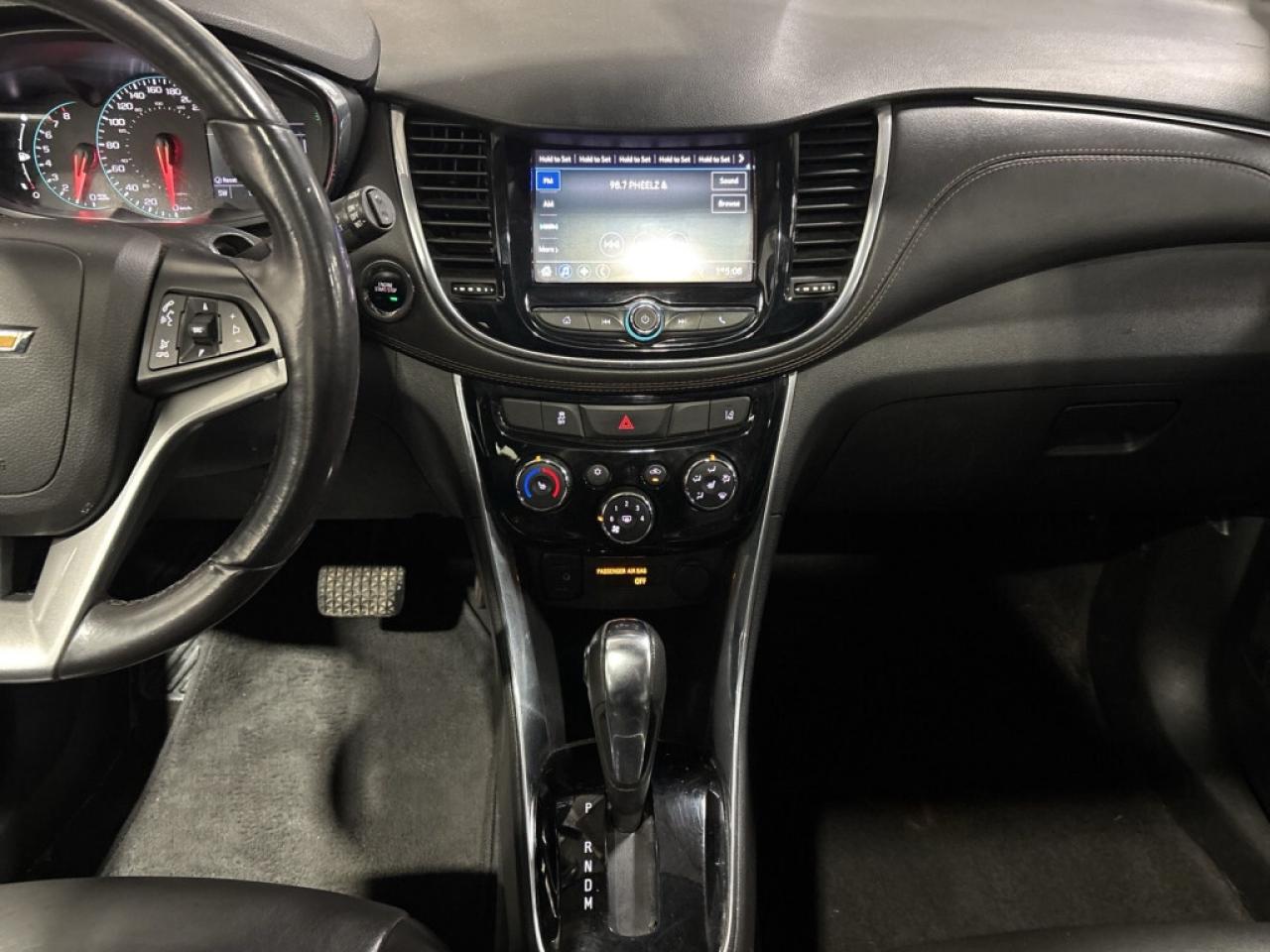 2020 Chevrolet Trax Luxurious Premier AWD Model   Heated Leather   Sun Photo