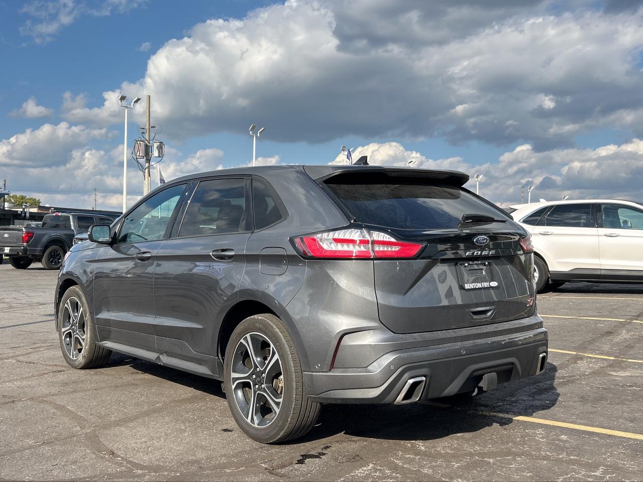 2022 Ford Edge ST 2.7L AWD PREMIUM INTERIOR PANO ROOF T TOW Photo