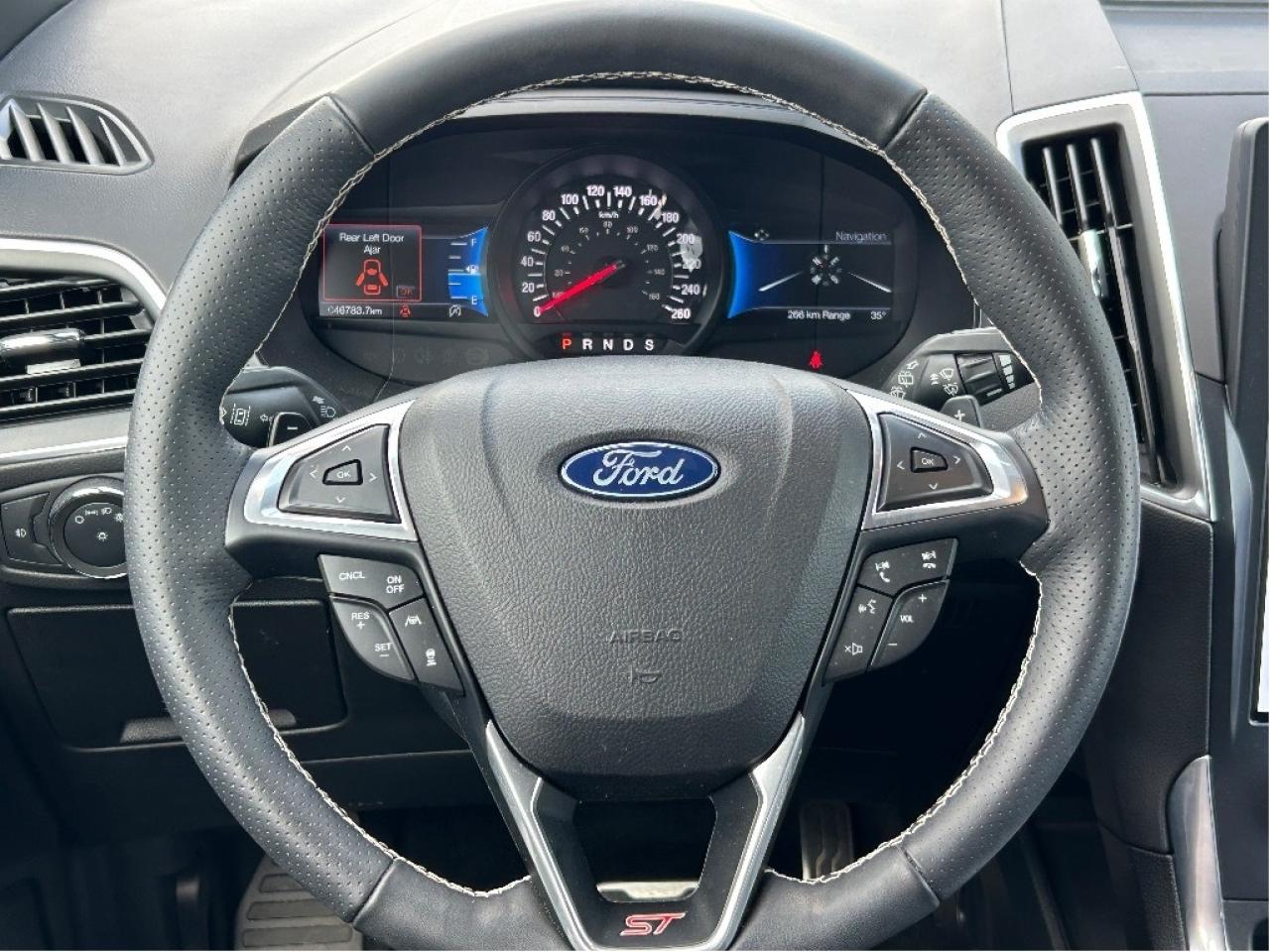 2022 Ford Edge ST 2.7L AWD PREMIUM INTERIOR PANO ROOF T TOW Photo