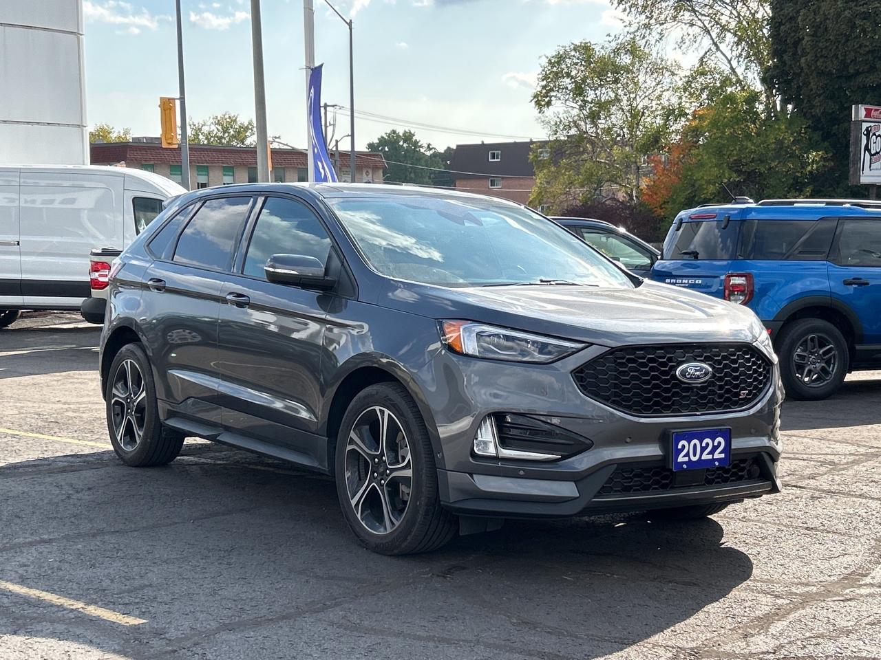 2022 Ford Edge ST 2.7L AWD PREMIUM INTERIOR PANO ROOF T TOW Photo