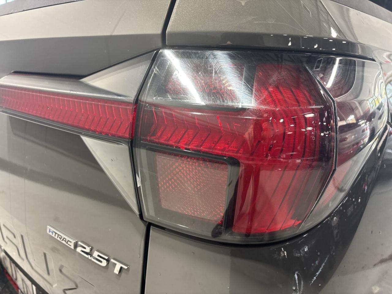 2023 Hyundai Santa Cruz Preferred AWD / Lane Depart / Blind Spot Assist / Photo2