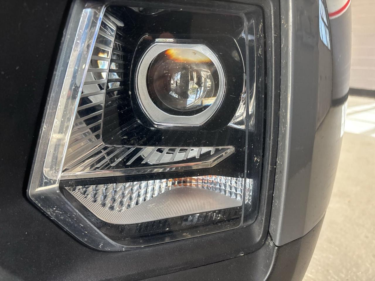 2023 Hyundai Santa Cruz Preferred AWD / Lane Depart / Blind Spot Assist / Photo