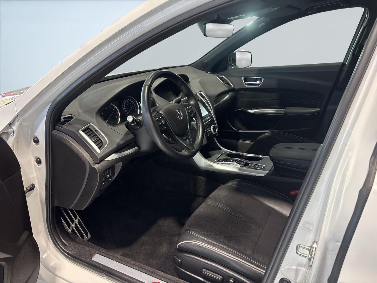 2019 Acura TLX SH-AWD Tech A-Spec / Leather / NAVI / Sunroof / Ca Photo