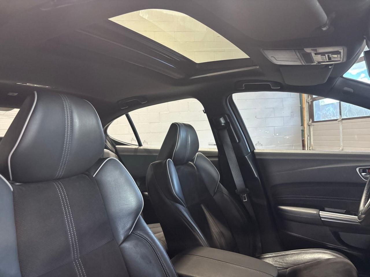 2019 Acura TLX SH-AWD Tech A-Spec / Leather / NAVI / Sunroof / Ca Photo